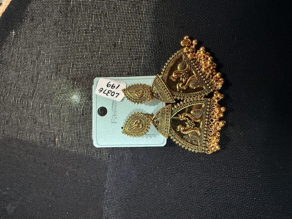 Traditional Earing